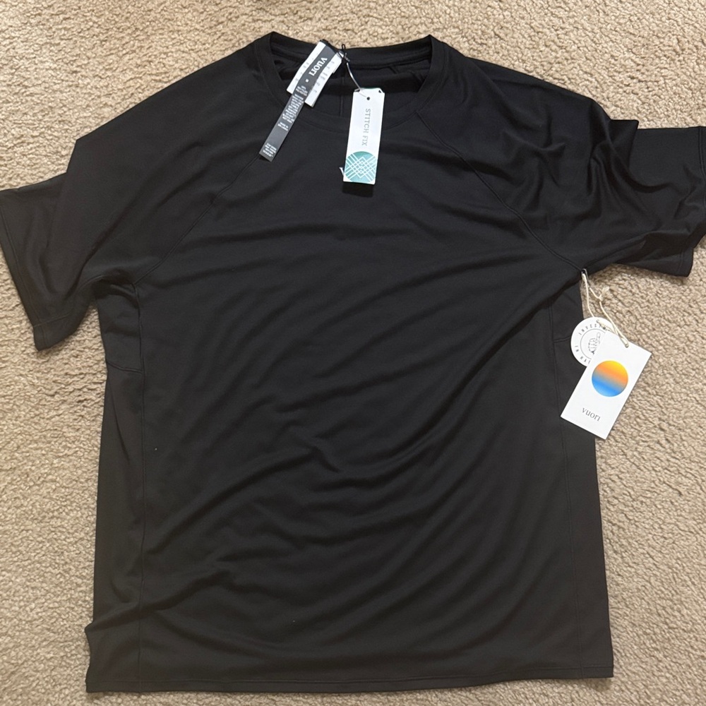 Vuori Black Short Sleeve Men's Tee